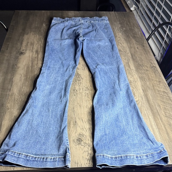 Stetson Women's Blue Flare Jeans - Picture 5 of 6